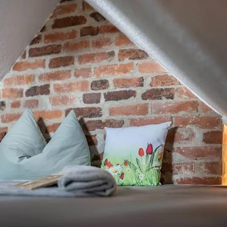 Im Harzer Vogelnest Finkennest * Bad Harzburg